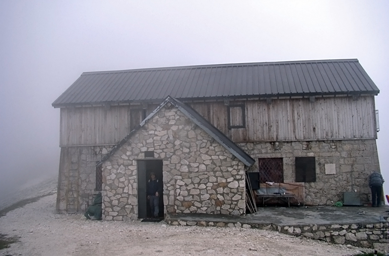 Rifugi e Bivacchi d''Italia.......